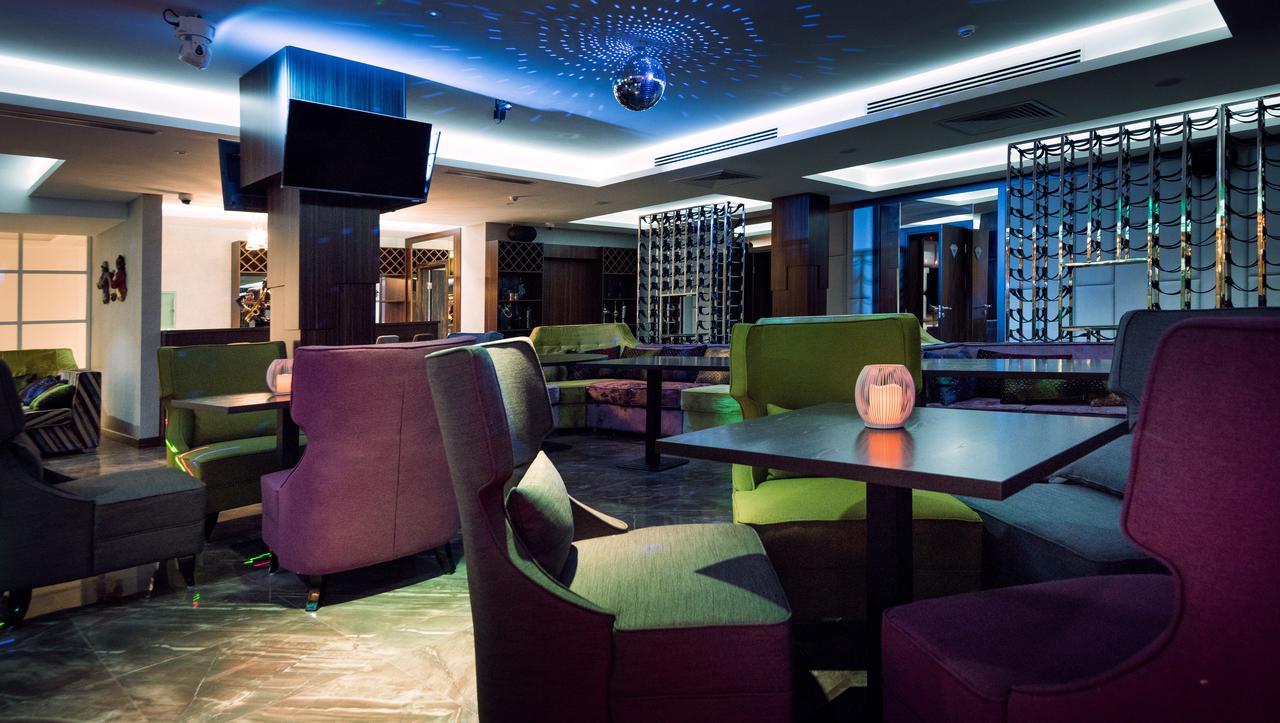 Monte Bianco Hotel & Spa อัสตานา ภายนอก รูปภาพ